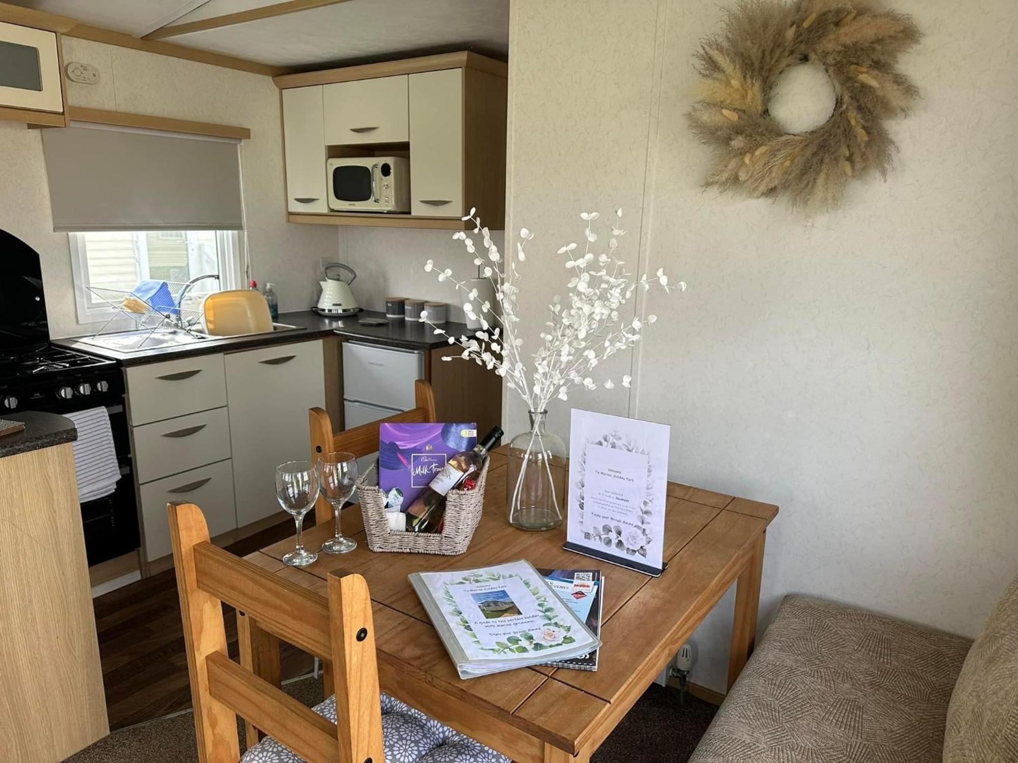 Marine Getaways Caravan Hire Rhyl Exterior foto