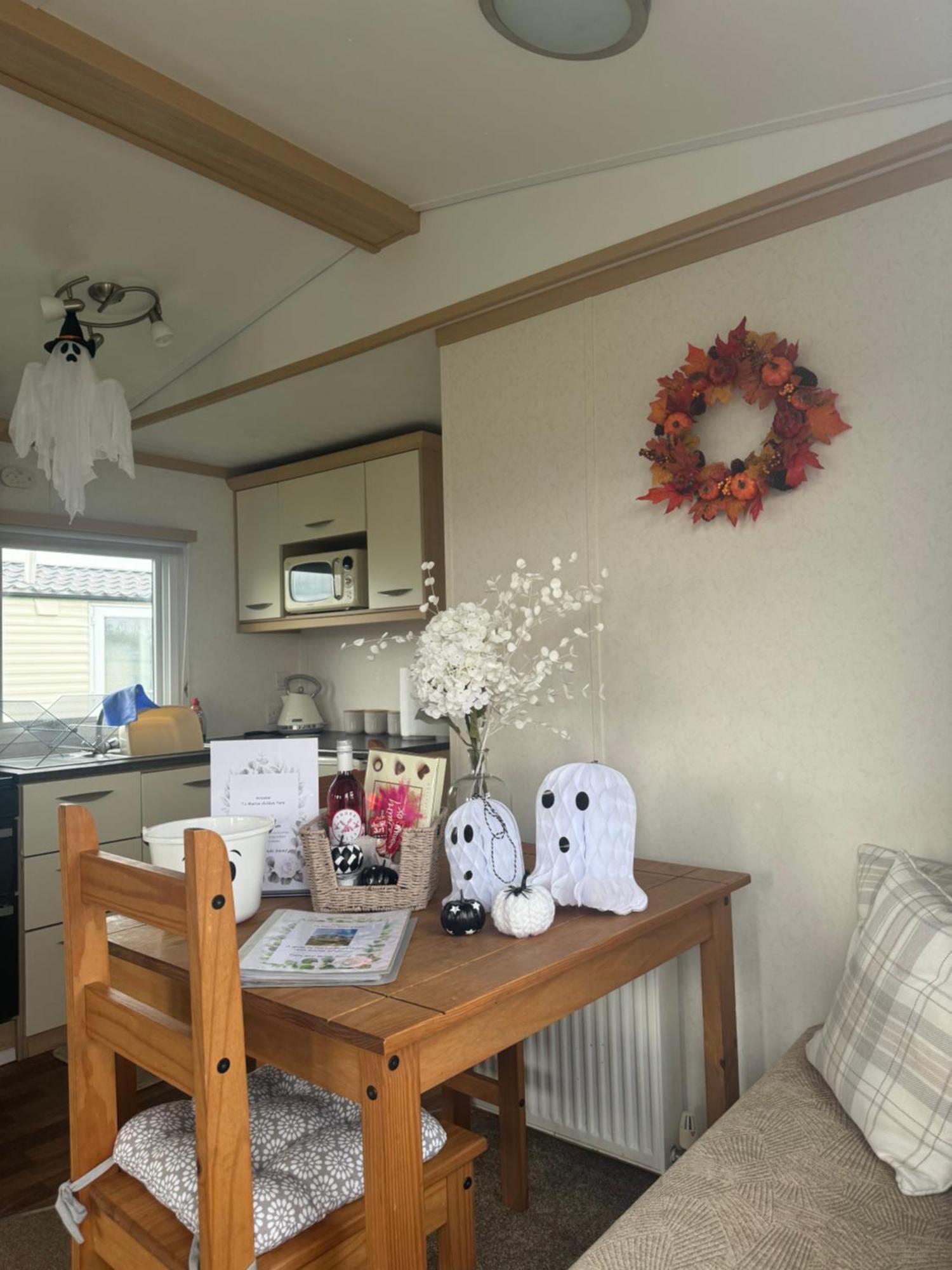 Marine Getaways Caravan Hire Rhyl Exterior foto